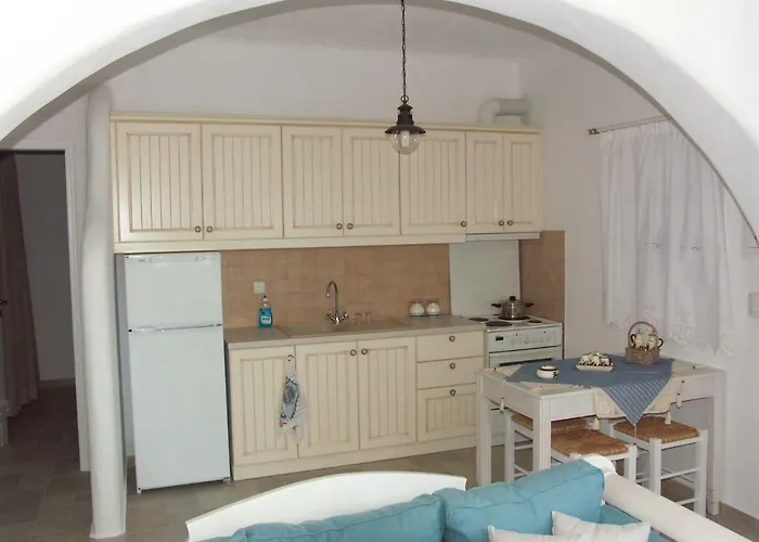 Karades Poseidon 75m2