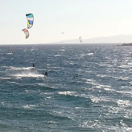 Karades Poseidon 75m2