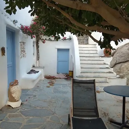 Karades Poseidon 75m2 Apartment Plaka (Naxos)