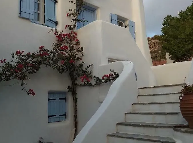 아파트 Karades Poseidon 75m2 *